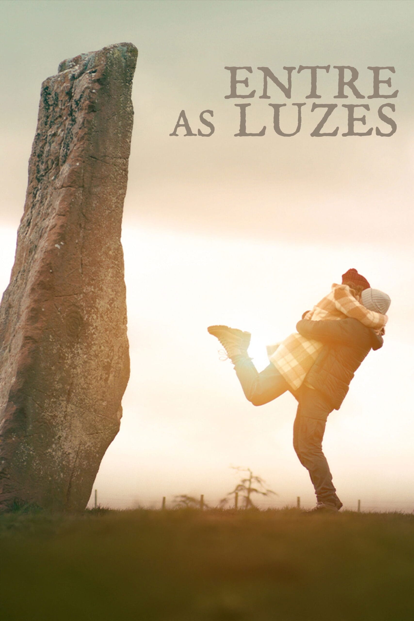 Capa de Entre as Luzes (2023)